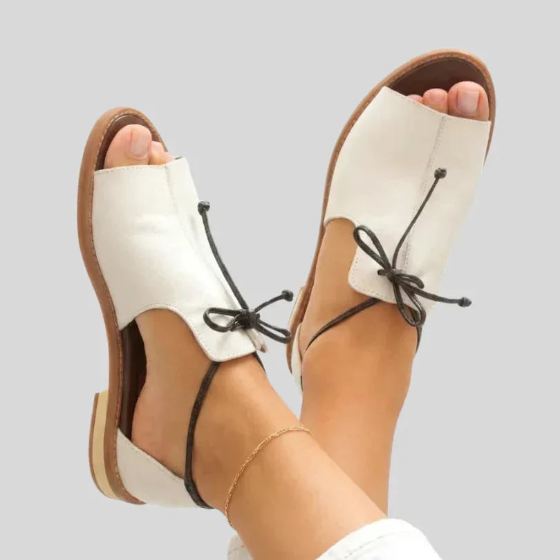 Sandalias Linda con Cordones