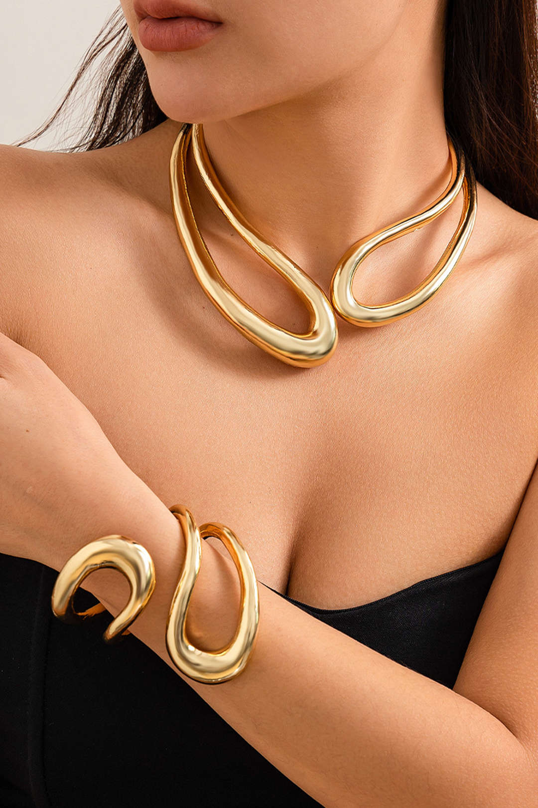Azahara | Pulsera Asimétrica Recortada