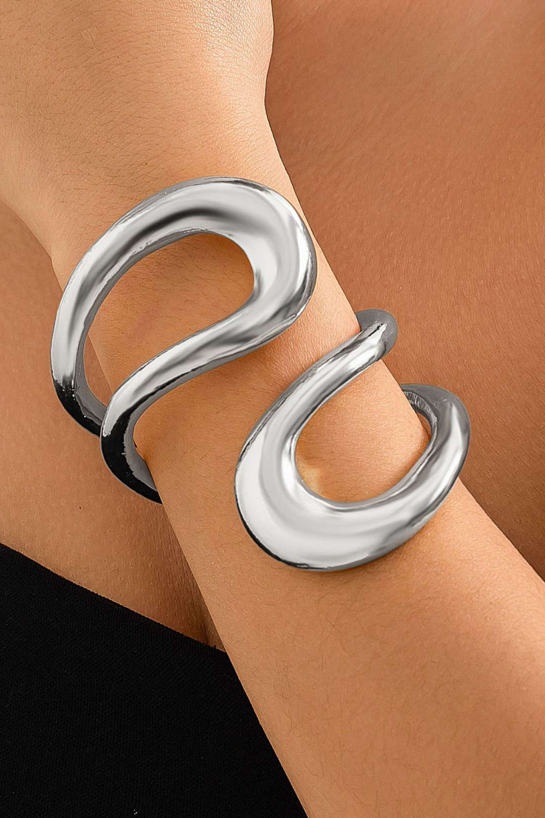 Azahara | Pulsera Asimétrica Recortada
